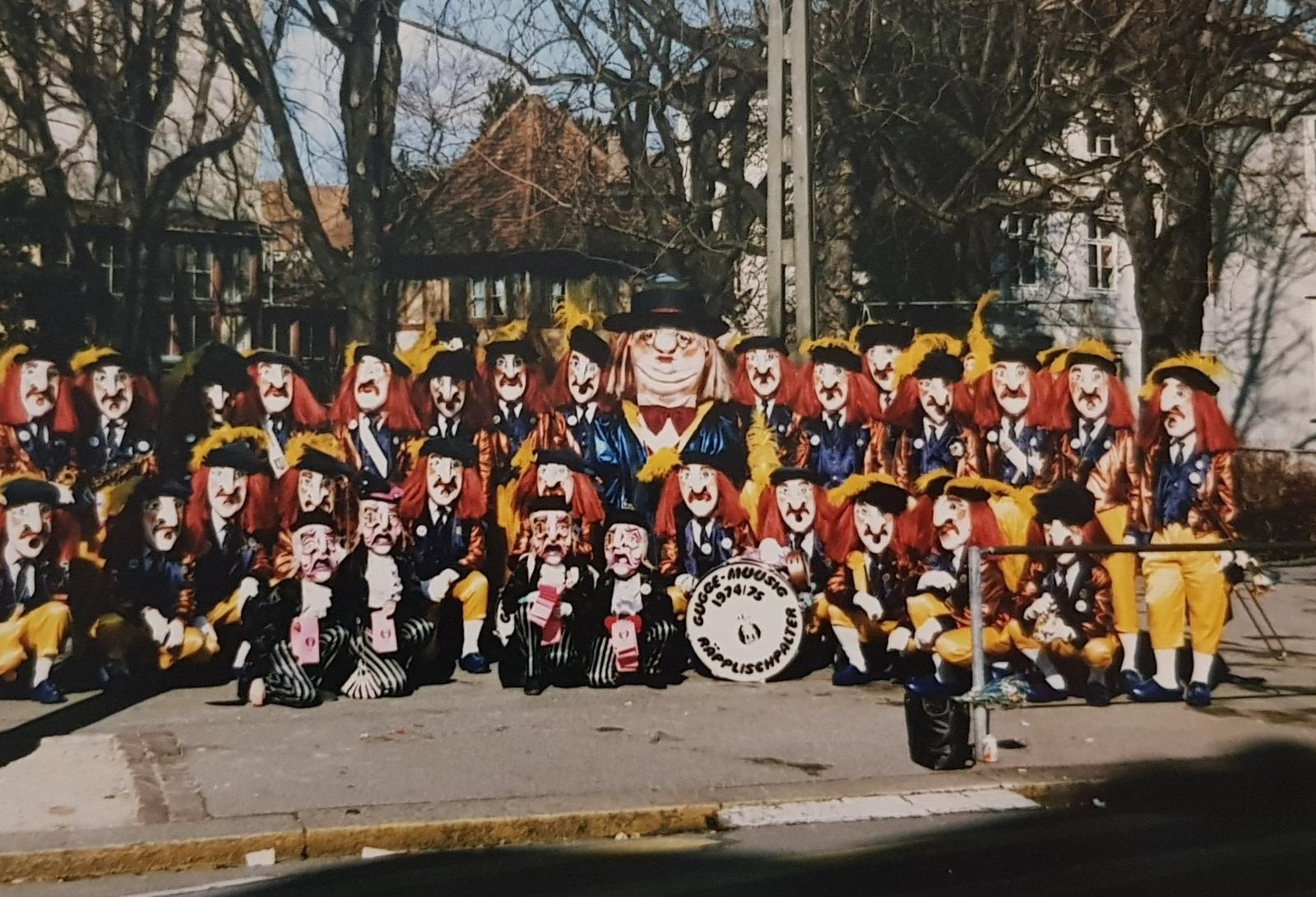 Guggemuusig Räpplischpalter an der Basler Fasnacht